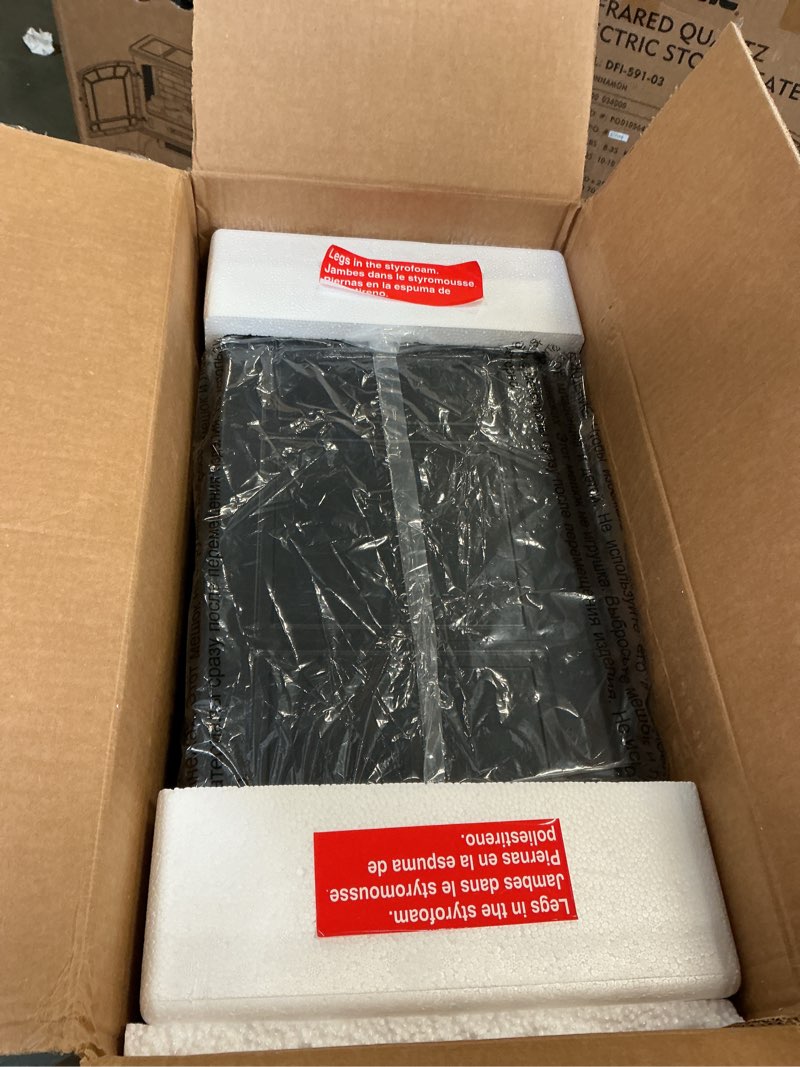 Condition photo showing Good Condition for duraflame Infrared Quartz Electiric Stove Heater - DFI-591-01 - Black