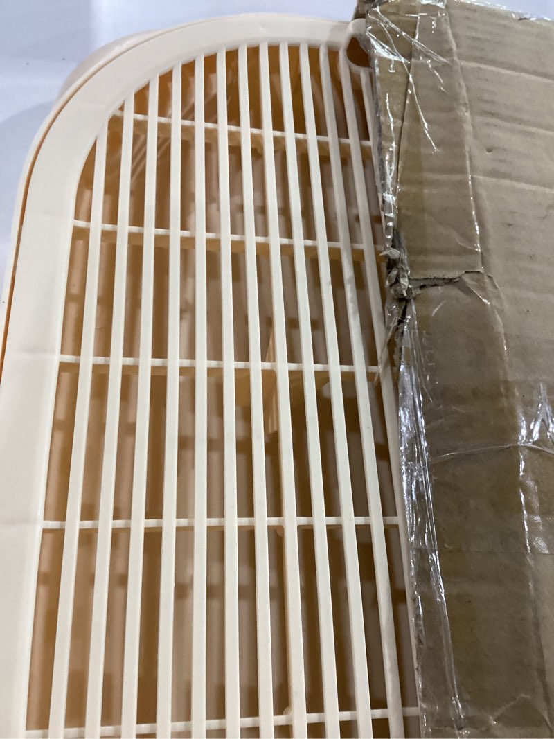 Condition photo showing Good Condition for cat litter mat litter trapping mat,19.69"x15.95"x3.54" litter box mat,waterproof cat mats for litter large,easy clean,non-slip litter mat for cat,urine-proof kitty litter catcher mat,washable (cream) 3.54" high cream