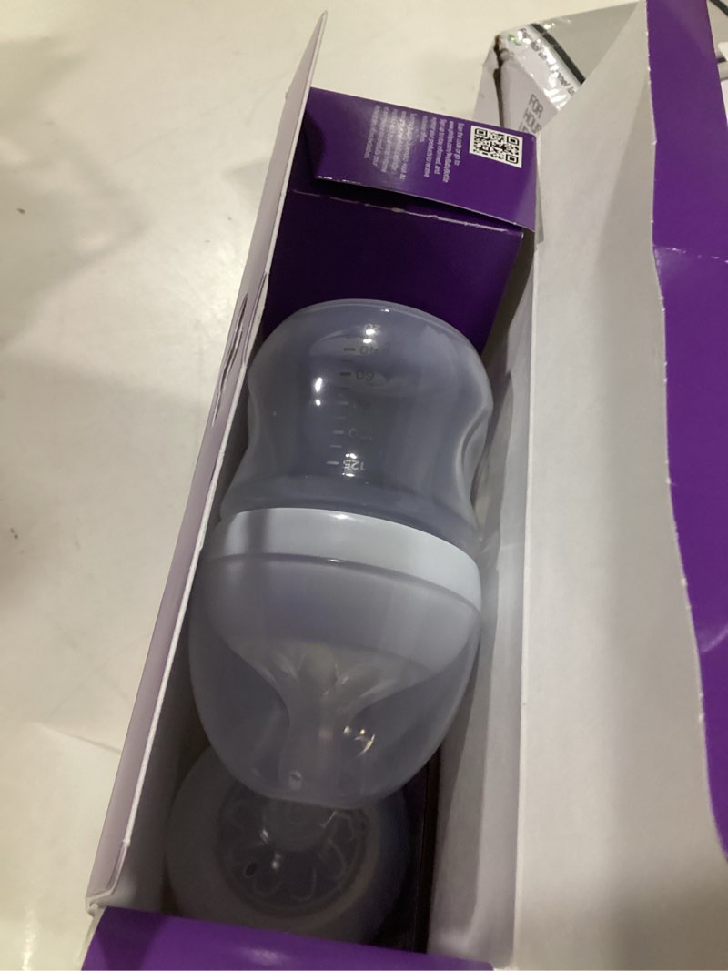Condition photo showing Good Condition for philips avent natural baby bottles with natural response nipples (slow flow, flow 2), 4oz, 4-pack, scy900/04 clear 4 count (pack of 1) natural 4oz
