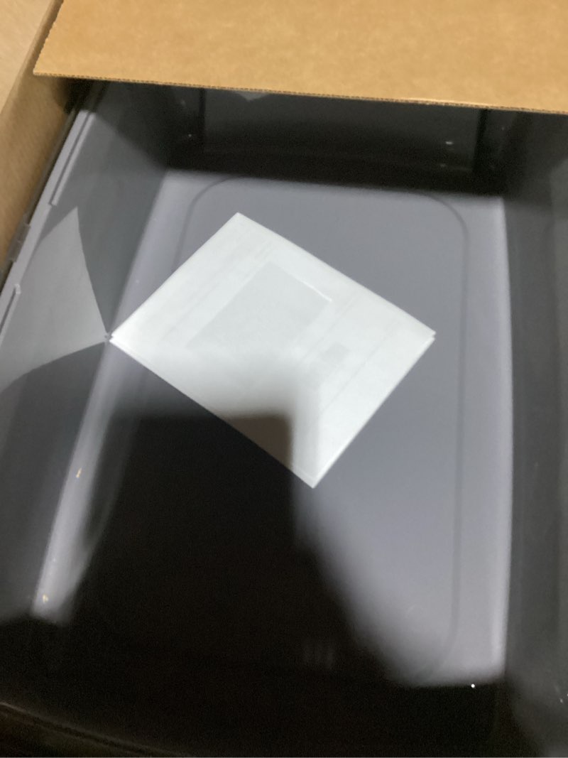 Condition photo showing New/Like New for IRIS USA XX-Large Cat Litter Box, Open Top Extra Large Litter Box for Big Cats and Multi-Cat Households, High Sided Scatter Shield, Easy to Clean, 30" L x 20" W x 14" H, Gray XXL Smoke