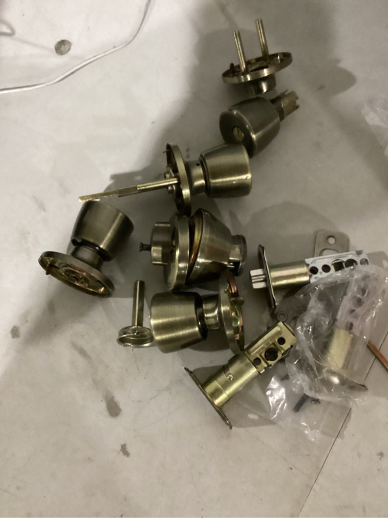 Condition photo showing As Is for gallo knob with deadbolt 2sets project pack