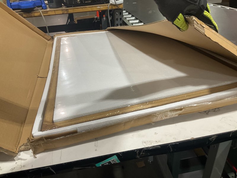 Condition photo showing Good Condition for wooden picture frame