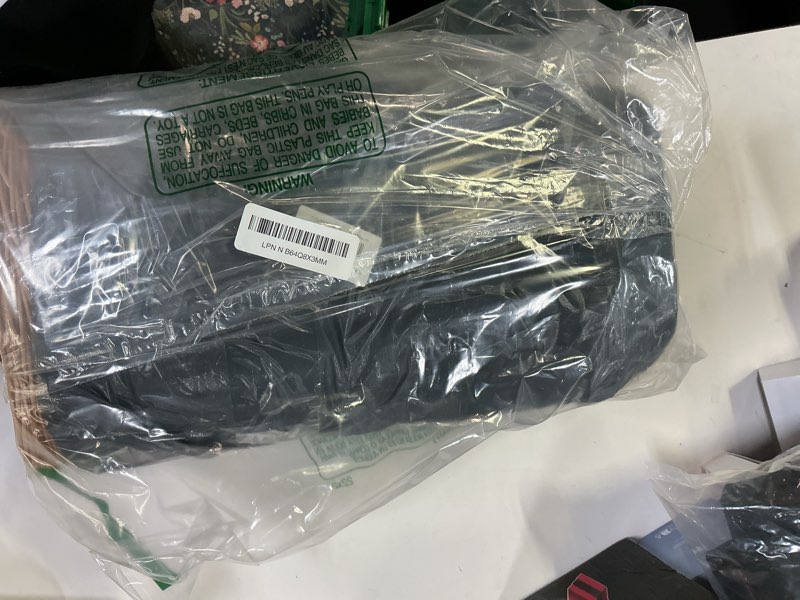 Condition photo showing New/Like New for SINJEUN 30 Pack Wicker Bread Basket, Handwoven Oval Plastic Basket, Woven Tabletop Fruit Vegetables Food Serving Basket for Home, Kitchen, Restaurant, Light Brown 30 Pack 9 x 6 x 2.5 Inch Brown