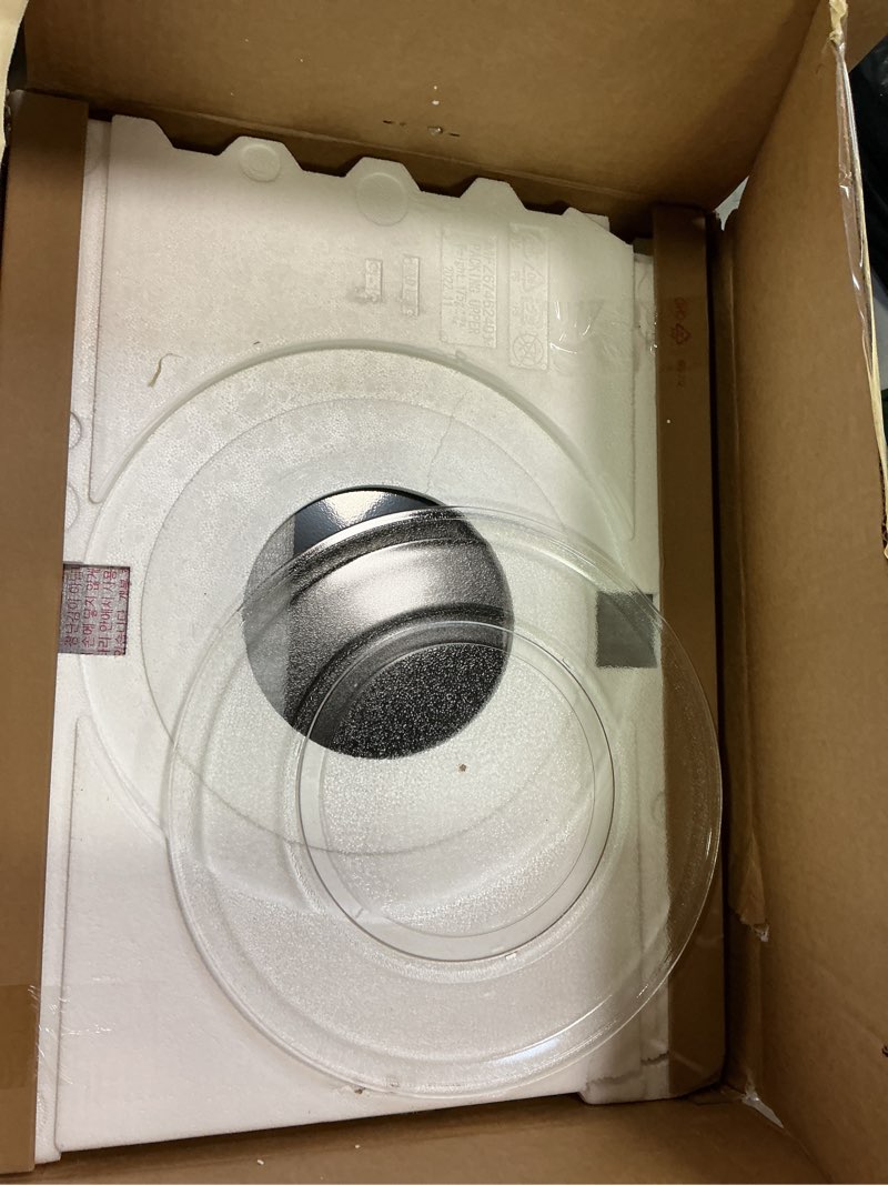 Condition photo showing Good Condition for GE Countertop Microwave Oven,1, 200-watt Capacity, 2.0 Cubic Ft., 8 Auto Setting Cooking Settings, Child-Lock Technology, Kitchen Essentials for the Countertop, Dorm Room or Apartment, Stainless Steel 2.0 Cu.Ft. Stainless Steel