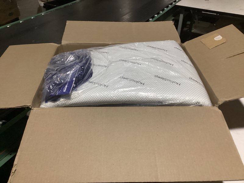 Condition photo showing Good Condition for 1.3" Thick Area Rug for Living Room Bedroom, 4'×6' Kids Rug with Ultra Soft 3D Carved Faux Rabbit Fur, Non-Slip Elasti Foam Fluffy Carpet Nursery Rug for Playroom Home Decor (Charcoal) Charcoal 4' x 6' (Rectangular)