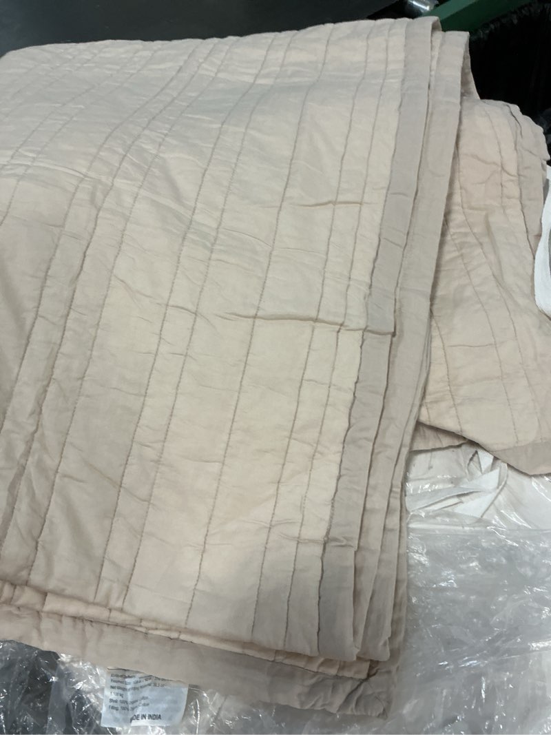 Condition photo showing As Is for quince organic cotton stripe stitch quilt full/queen sand 8021