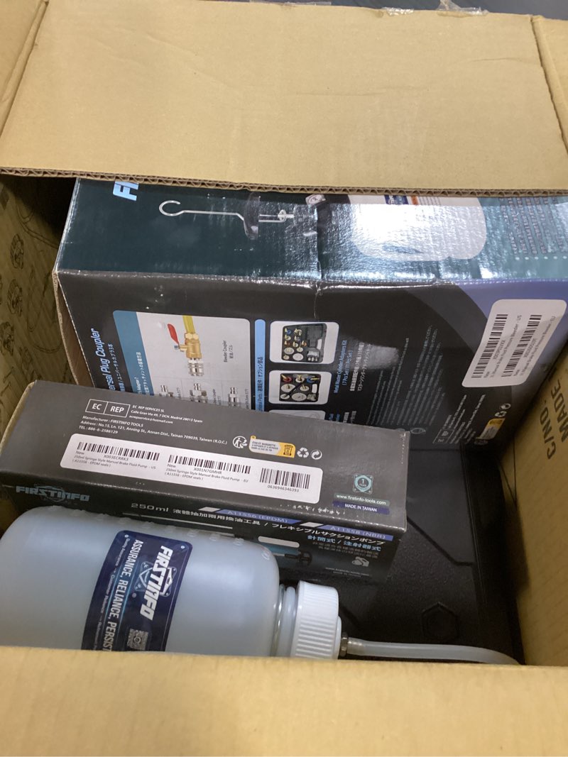 Condition photo showing New/Like New for firstinfo a1163hk3 hydraulic brake and clutch pressure bleeding system, 3l brake bleeder including 11 pcs metal master cylinder adapters, fluid receiver bottle, extractor pump, 3 types of couplers pressure bleeder + 11pcs adapters