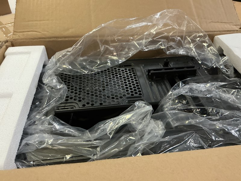 Condition photo showing Good Condition for thermaltake view 170 tg argb black micro-atx case; 3x120mm argb fans included; supports up to 280mm radiator; front & side dual tempered glass panel; ca-1z4-00m1wn-00; 3 year warranty view 170 black