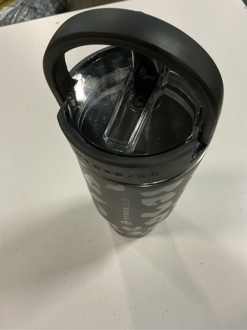 Condition photo showing Good Condition for hydrojug 32 oz black leopard sports water bottle w/straw