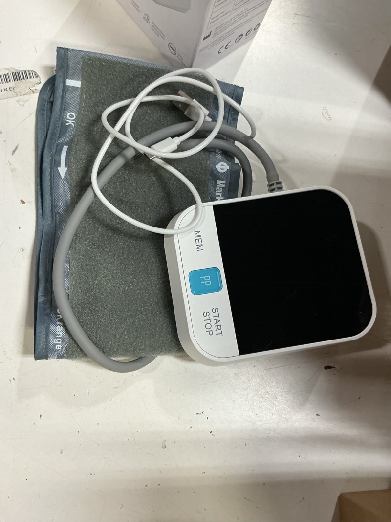 Condition photo showing Good Condition for a small blood pressure cuff for people white