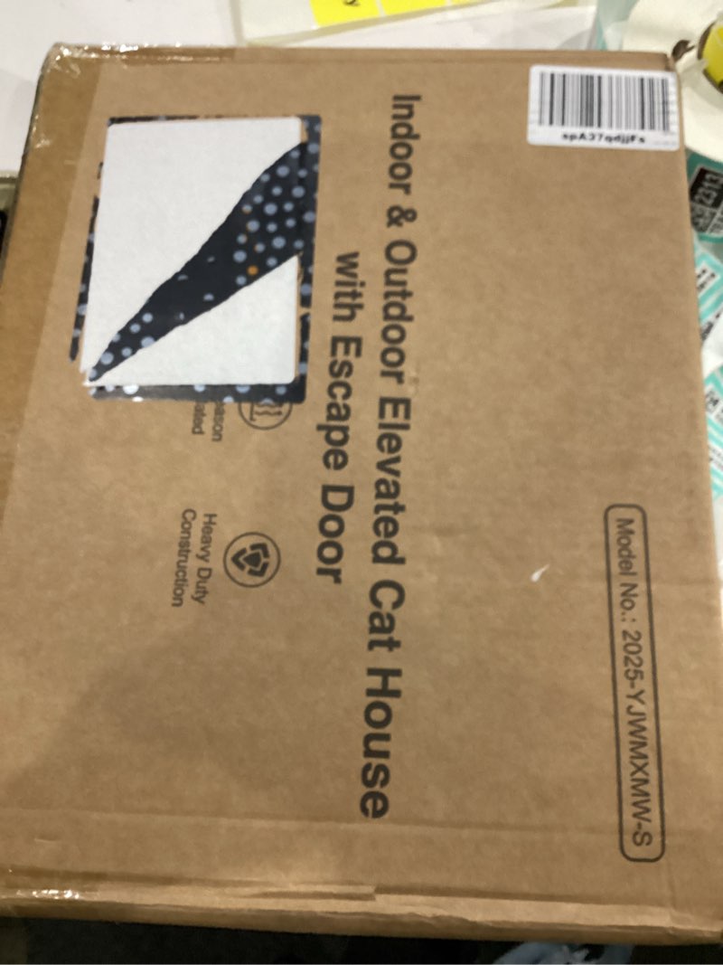 Condition photo showing New/Like New for Heated Cat House for Outside, Waterproof Awning & Escape Door Heated Cat Houses for Indoor/Outdoor Cats in Winter, Elevated & Insulated Outdoor Cat Shelter for Feral Cat(Green, 16.5"x12.6"x13") Green 16.5“x12.6"x13"