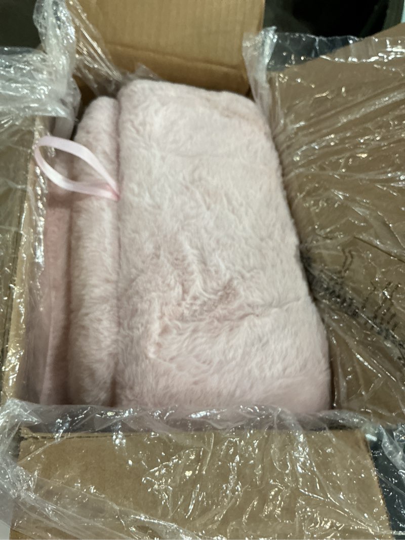 Condition photo showing Good Condition for GREENSTELL Small Vanity Stool Chair with Storage and Folding Back, 13.4" x 15" x 30" Square Faux Fur Soft Ottoman, 4 Metal Legs with Anti-Slip Feet, Furry Padded Seat for Makeup, Bedroom, Pink Pink 13.4" x 15" x 30"