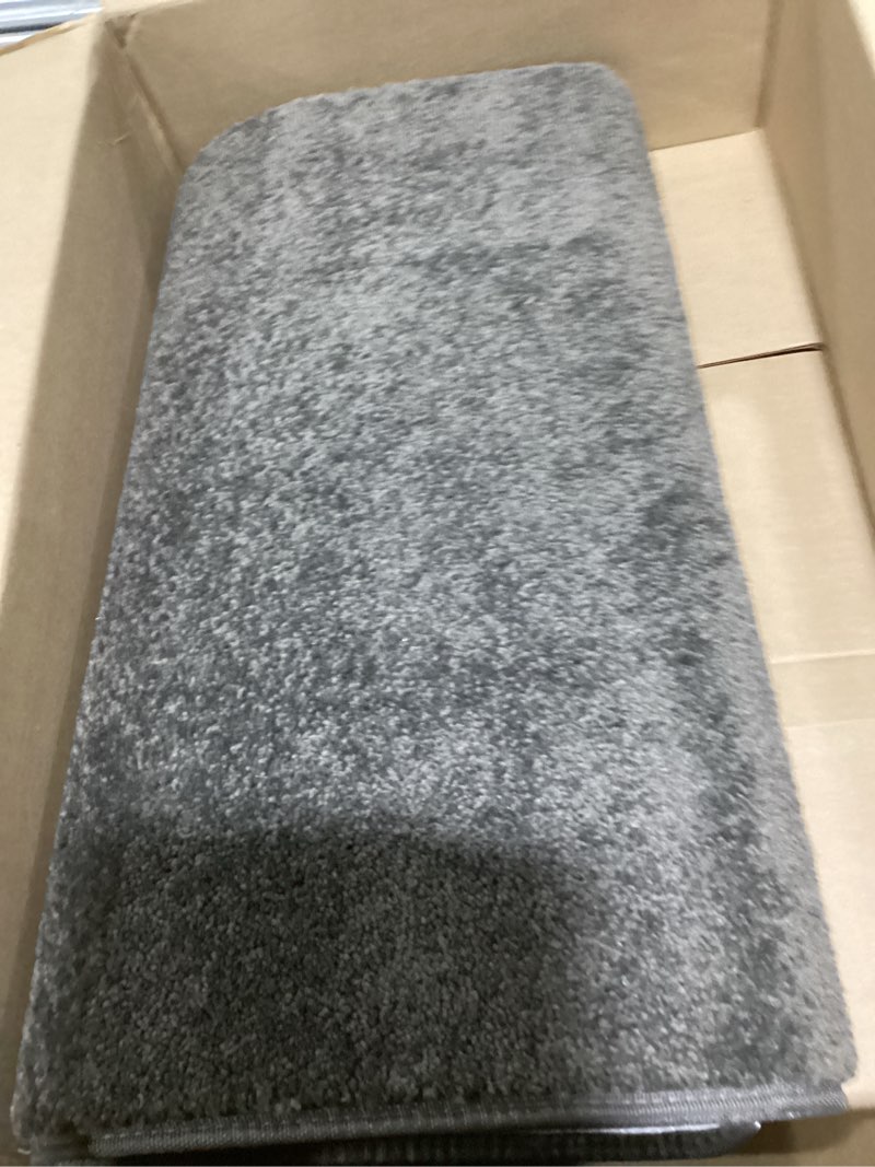 Condition photo showing Good Condition for pure era carpet stair tread landing mat tape free self adhesive non slip skid resistant indoor doorm