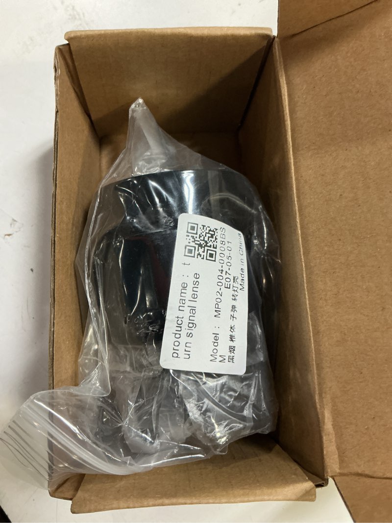 Condition photo showing New/Like New for smoke bullet turn signal light lens cover fit for harley softail street glide road glide fatboy sportster dyna de-luxe bikes (not for sealed led harley lights&pancake-style lens) (black smoke)