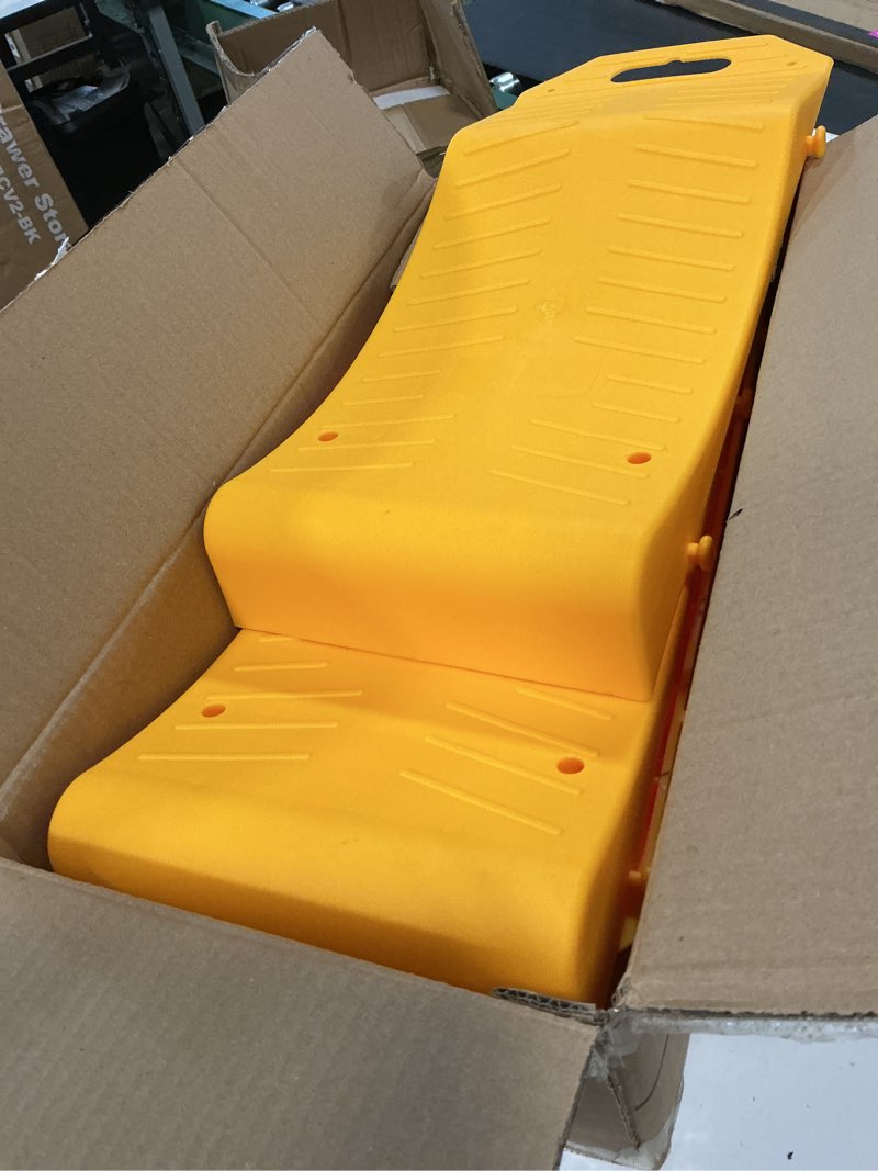 Condition photo showing Good Condition for 4 packs tire saver ramps, non-slip prevent flat spots caused by long parking, flat tire prevention tire ramps, quality portable handle design for easy movement suit for cars rv camper trailer