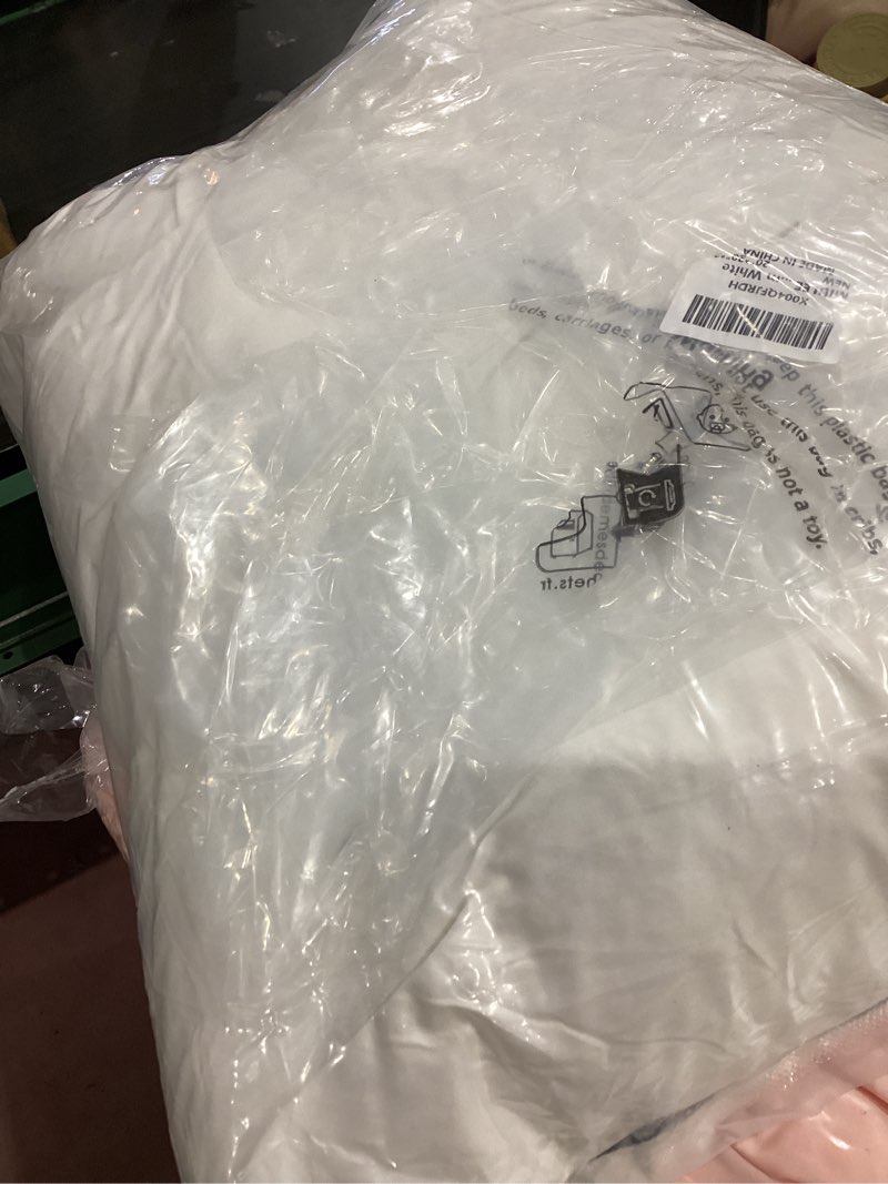 Condition photo showing Good Condition for MIULEE Goose Feather Down 20x20 Pillow Insert Set of 2 with 100% Down-Proof Cotton Cover, Soft Fluffy Decorative Pillow for Sofa Bed Couch Living Room White 2 20x20 Inch