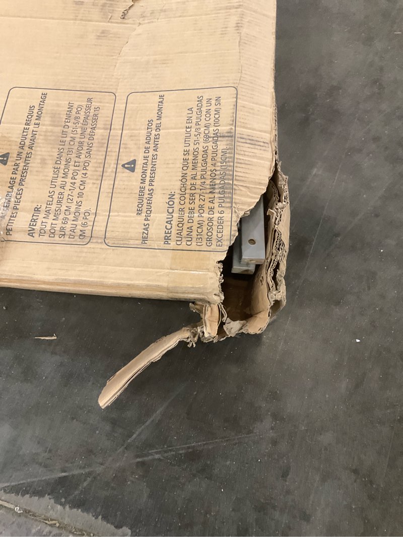 Convertible  5 in 1 crib