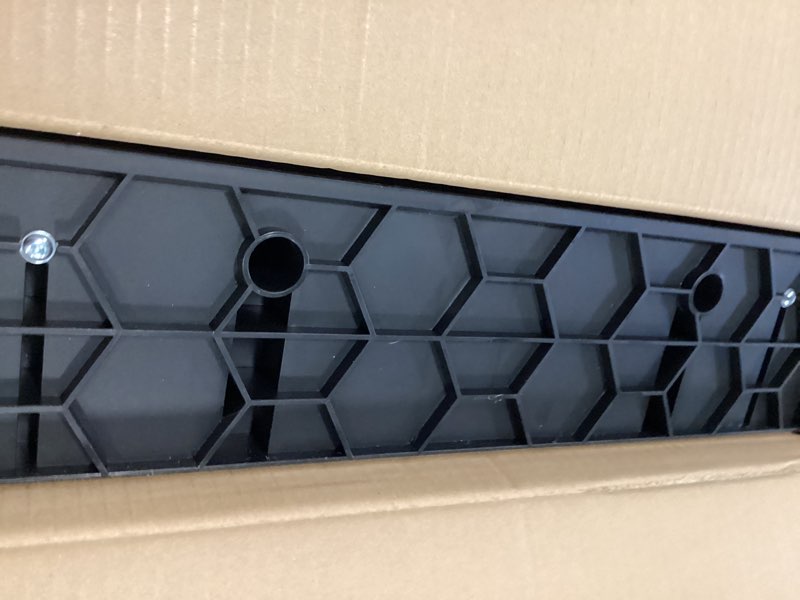 Condition photo showing Good Condition for Kobalt 34.25-in L x 32-in H Black/Blue Plastic Portable Work Bench 53305 