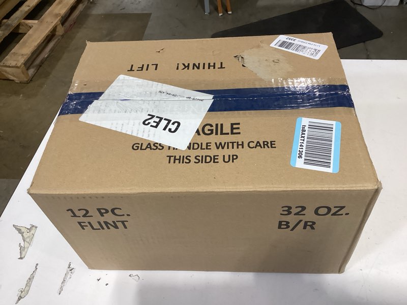 Condition photo showing New/Like New for qorpak glc-01230 clear boston round with 33-400 black phenolic polycone lined cap attached vacuum and ionized, 32 oz. (950 ml) capacity (pack of 12)