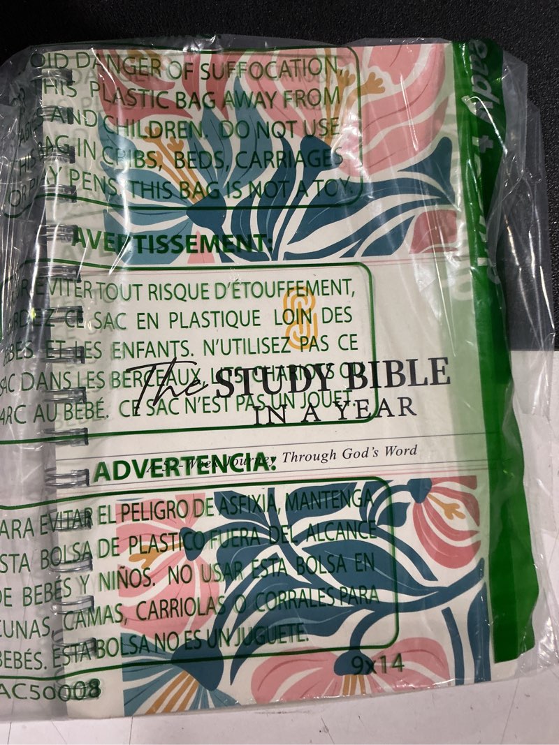 Condition photo showing Good Condition for the bible in one year,52-week study word,2026 new a beautiful year in the bible for women.?a5?