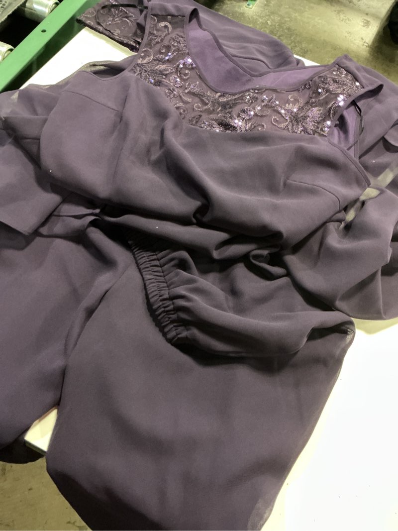 Condition photo showing Good Condition for (size:16w)le bos plus size round neck 3/4 sleeve embroidered trim duster 3-piece pant set