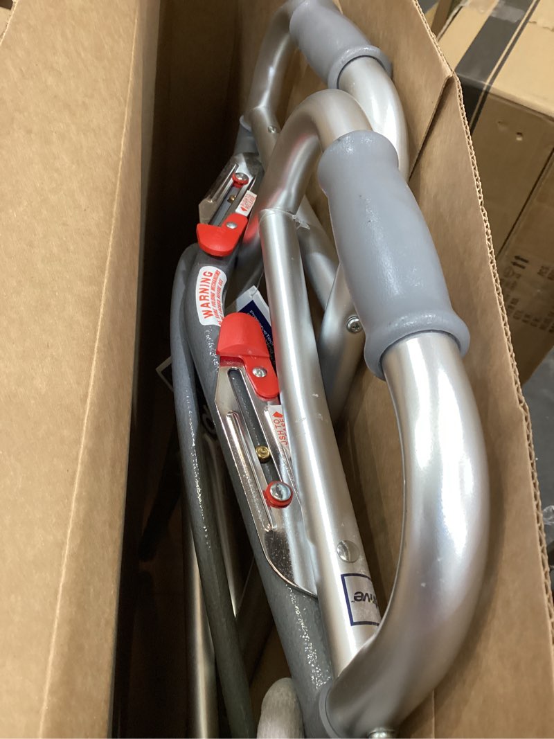 Condition photo showing Good Condition for walker adlt 2but w/5 whl.1/ea
