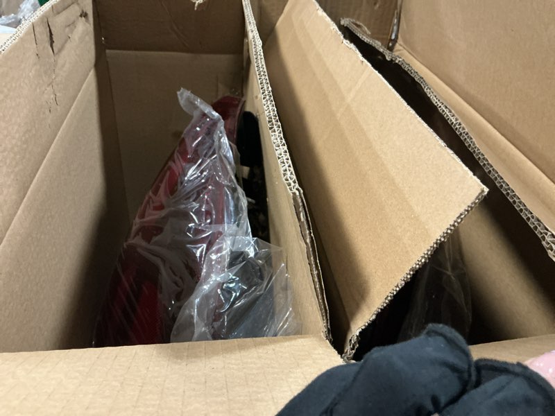 Condition photo showing New/Like New for elh led tail light assembly compatible with 2006-2013 06-13 chevrolet impala w/led drl sequential turn light 2014-2016 14-16 chevy impala limited tail lamp