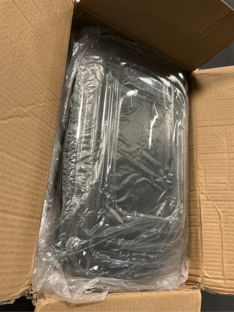 Condition photo showing Good Condition for KOMUEE 8 Pieces Glass Baking Dish with Lids Rectangular Glass Baking Pan Bakeware Set with Lids, Baking Pans for Lasagna, Leftovers, Cooking, Kitchen, Fridge-to-Oven, Gray