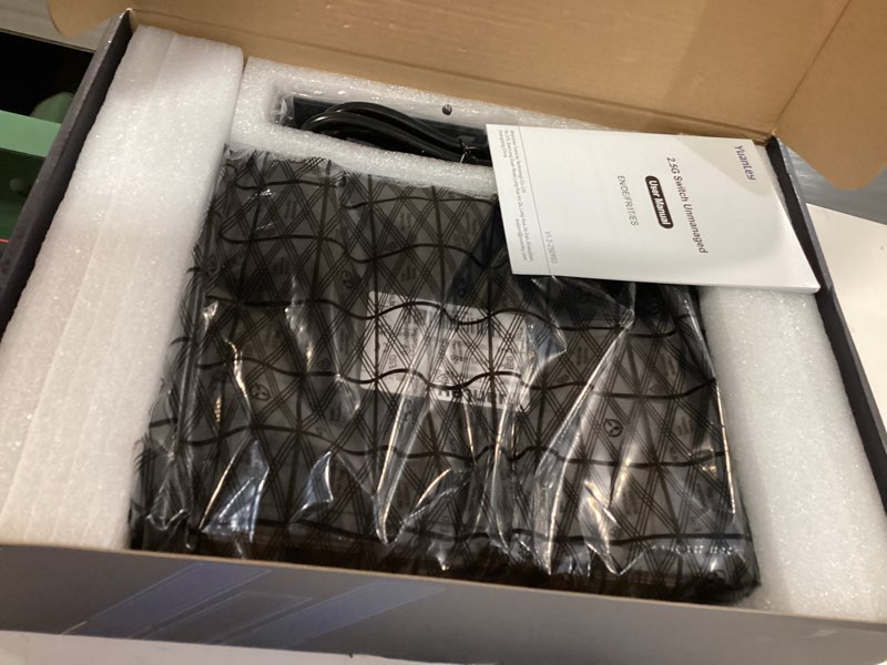 Condition photo showing New/Like New for YuanLey 24-Port 2.5G Ethernet Switch, Unmanaged 2.5Gbps Network Switch with 24×2.5G RJ45 Ports, 120Gbps Switching Capacity, Fanless Metal Design, Desktop/Rackmount 2.5G Switch for NAS, PC & WiFi 6 AP 24 Port 2.5G RJ45