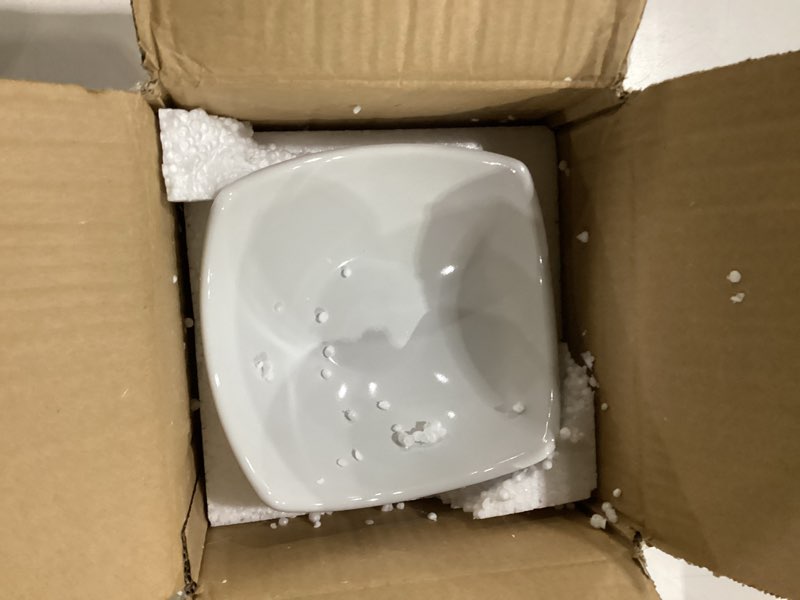 Condition photo showing As Is for american metalcraft, inc. sqnd7 squound ceramic bowl, 7' dia., 2-7/8' h, 20 oz. capacity 7" dia.