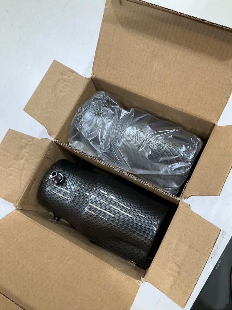 Condition photo showing Good Condition for Car Exhaust Tip 2.5 inch Inlet, Universal Heart Shaped Exhaust Pipe Straight Muffler Tip Modification Tail Pipe Stainless Steel Tail Throat, Adjustable Thickened Pipe Carbon Fiber