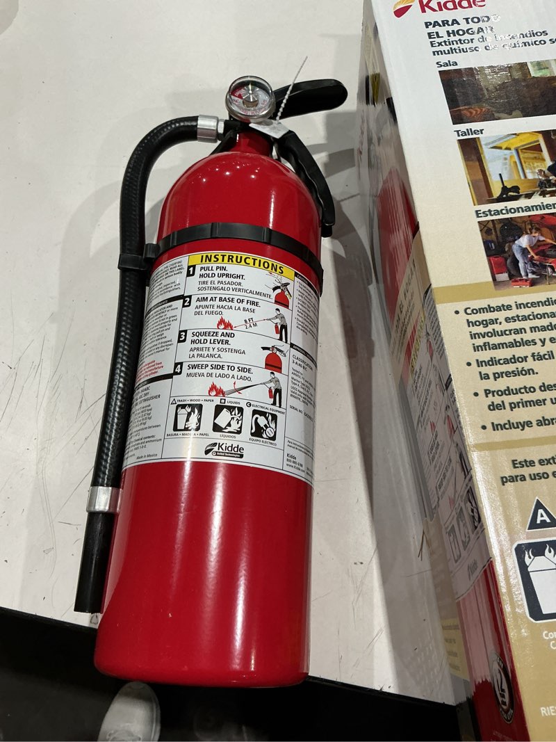 Condition photo showing Good Condition for kidde multipurpose fire extinguisher for home, office, dorm, residential 3a40bc