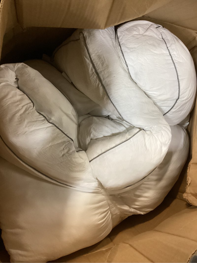 Condition photo showing As Is for Decroom 5 Inch Memory Foam Mattress Topper Queen for Back Pain Relief, Filled with Breathable Memory Foam Pillow Topper Soft Fluffy Supportive Bed Mattress Pad, 80x60x5 Inch Queen White