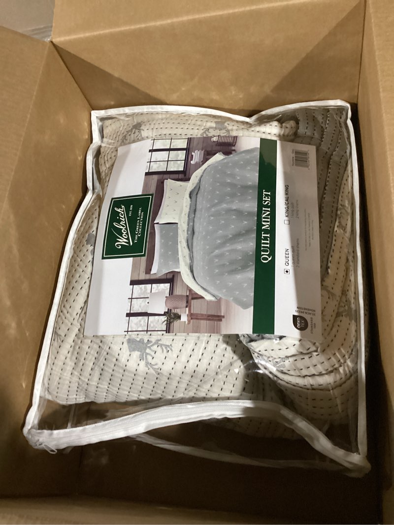 Condition photo showing Good Condition for Woolrich Coverlet Set Rustic Lodge Design, 3 Piece Set All Season, Lightweight Reversible Farmhouse Bedspread Bedding, Shams, Full/Queen, Gray Gray Full/Queen
