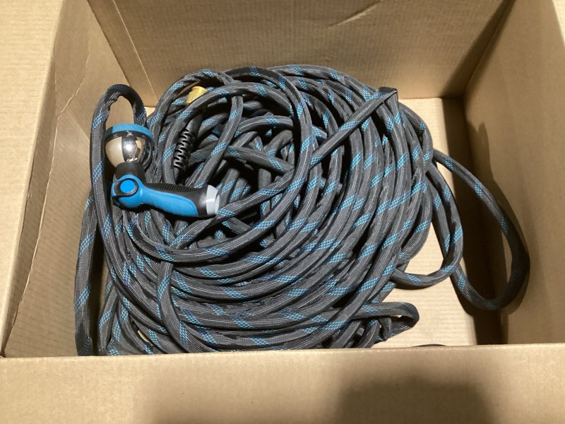 Condition photo showing Good Condition for Non-Expanding Garden Hose 150 ft, Kink Free Flexible Water Hose with 10-Pattern Spray Nozzle, Lightweight Hose Pipe, Leak Proof, 3/4" Swivel Connectors, Super Fabric, Portable Storage Strap