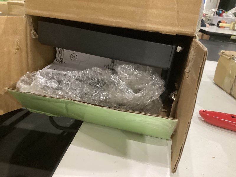 Condition photo showing Good Condition for Foozet Step Ladder Stabilizer, Levelers for Extension Ladders, Adjustable Height Range for Single and Extension Ladder for Stairs 9.25”-15.5”