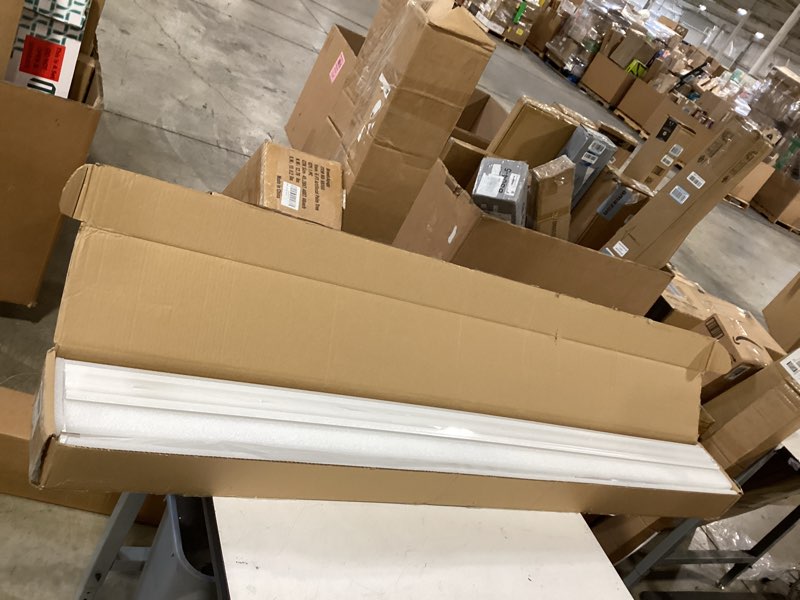 Condition photo showing As Is for art3d ceiling crown molding trim 10-pack 47ft, high impact polystyrene decorative ceiling moulding - installed with glue, white white-2