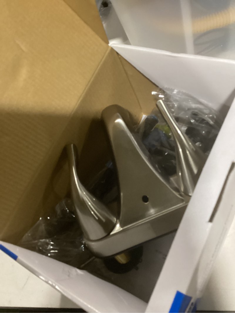 Condition photo showing Good Condition for Delta Foundations Chrome 4-in centerset 2-handle WaterSense Mid-arc Residential Handle Bathroom Sink Faucet with Drain Item #749787 | Model