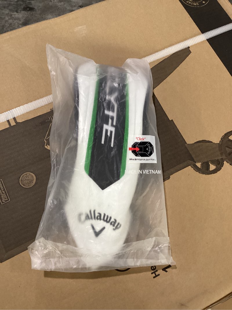 Condition photo showing New/Like New for new callaway elyte driver headcover