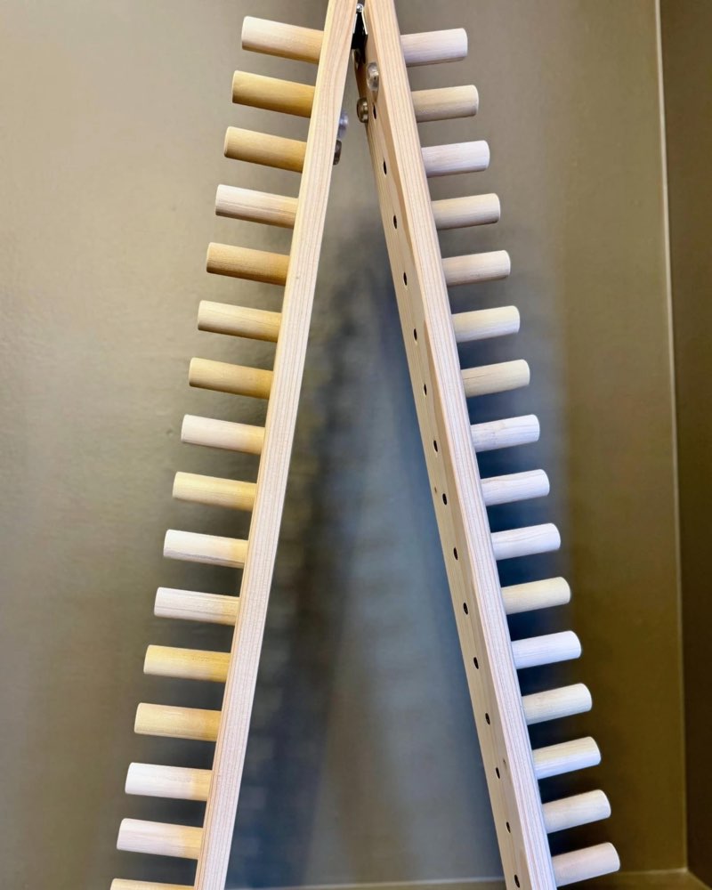 chunky hand knit blanket loom, (3/4 inch pegs), finger knitting, handmade wooden loom, portable, beginner friendly, jumbo 7 yarn, folding