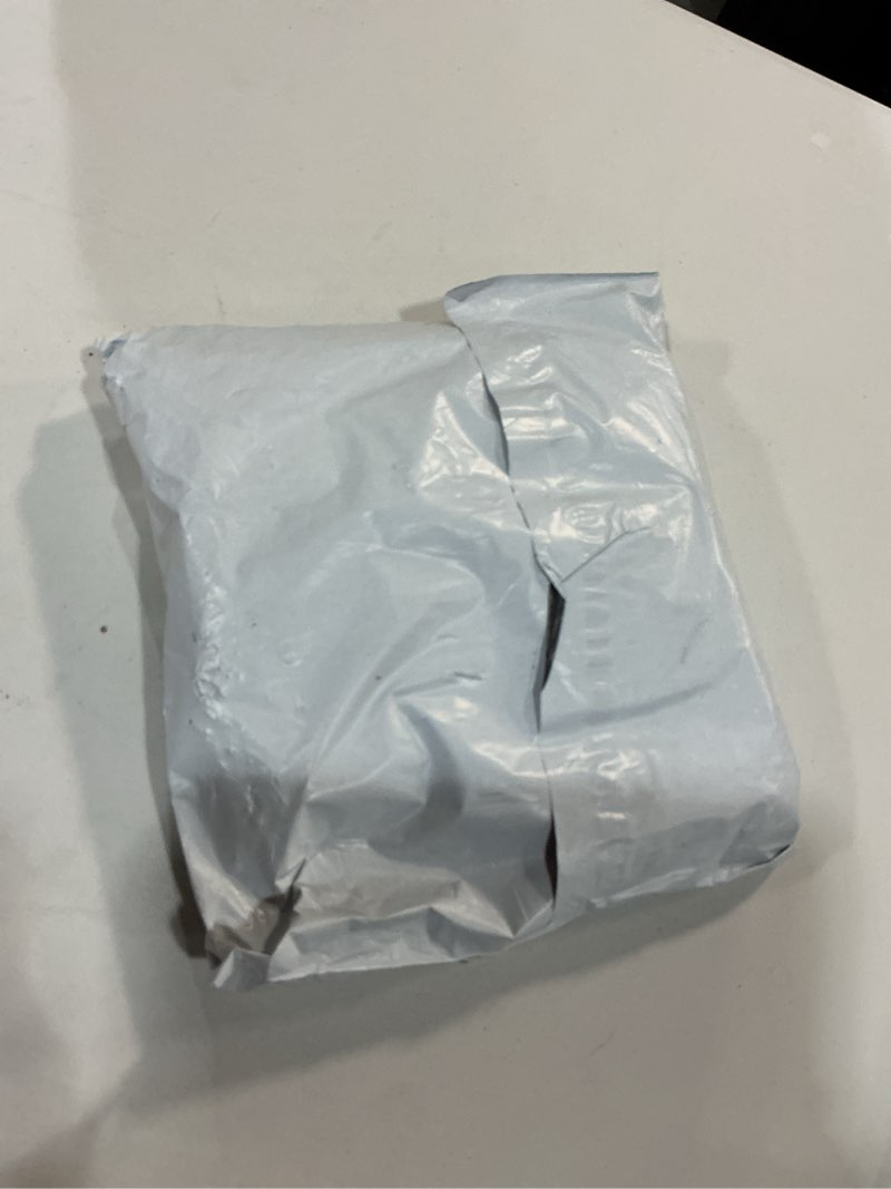 Condition photo showing New/Like New for operitacx sublimation chair ornament blank 7.08x11.02x5.70in diy heat transfer craft decoration for home party fireplace desktop art projects 18x7x14.5cmx4pcs whitex4pcs