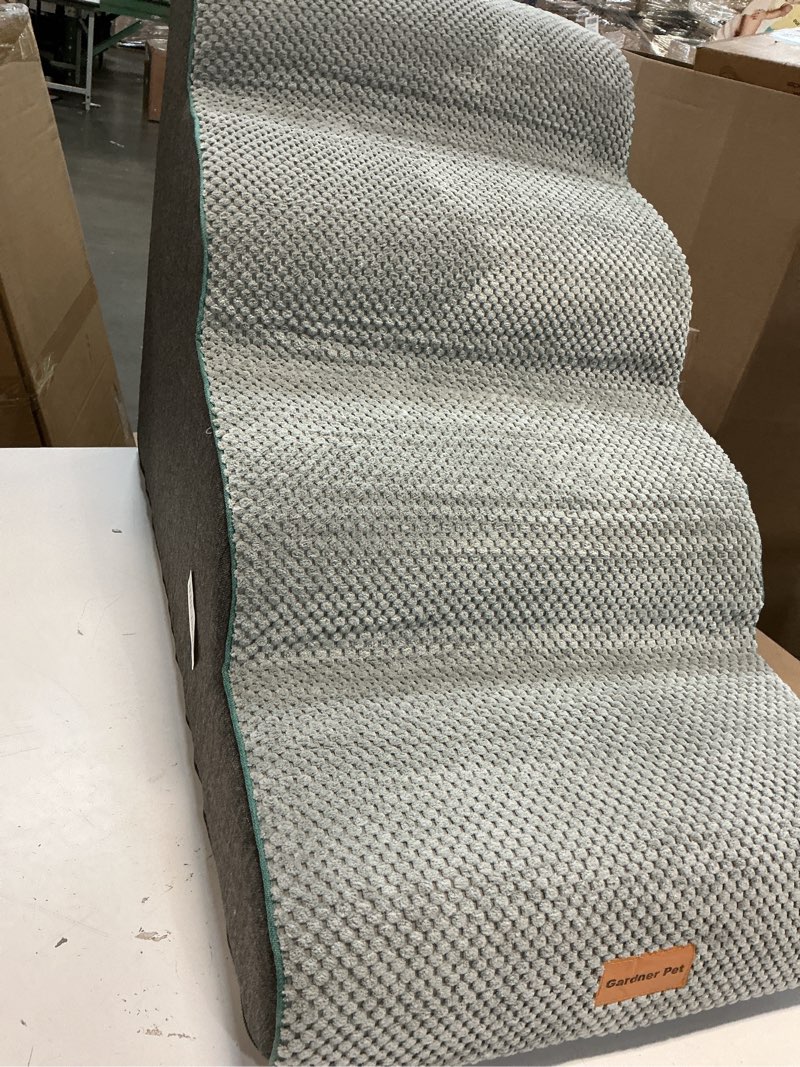 Condition photo showing Good Condition for Gardner Pet Dog Stairs for Small Dogs 19.7" H, Curved 4-Step Pet Stairs, Dog Steps for High Bed (18-24 in), Couch with Durable Non-Slip Waterproof Fabric Cover and CertiPUR-US Certified Foam Grey 4 Curved 15.7"x28"x19.7"
