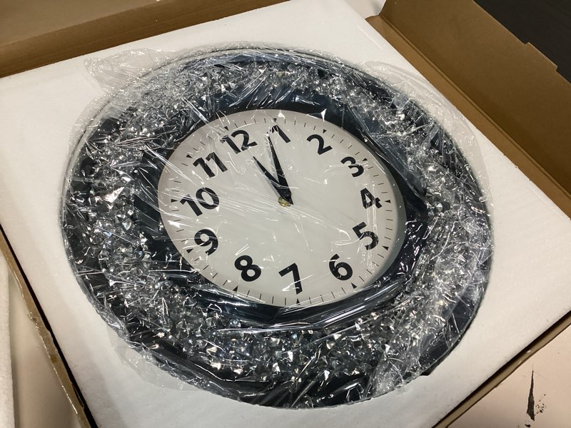 Condition photo showing Good Condition for DMDFIRST Crystal Crushed Diamond Mirrored Round Wall Clock 16x16x2 inches for Wall Decoration Silver Glass Mirror Clock Sparkle Twinkle Bling Home Decor. AA Battery is not Included. Crystal Silver