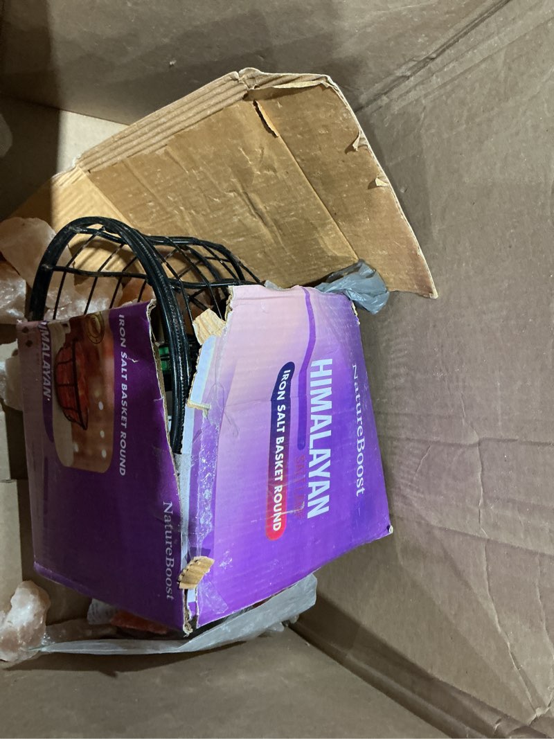 Condition photo showing As Is for nb himalayan pink salt metal lamp with natural salt chunks comes with dimmer switch and a pair of bulbs (round)