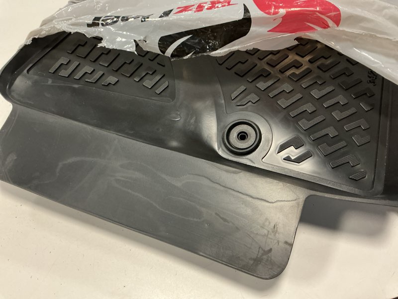 Condition photo showing Good Condition for Kia Sorento 2011-2013 Floor Mats 3D Custom Fit Compatible with Kia Rubber Car Mats Laser Measured Floor Liners All Weather Heavy Duty Waterproof Odorless Non-Slip TPE (Front & Rear, Black) Sorento 2011 - 2013