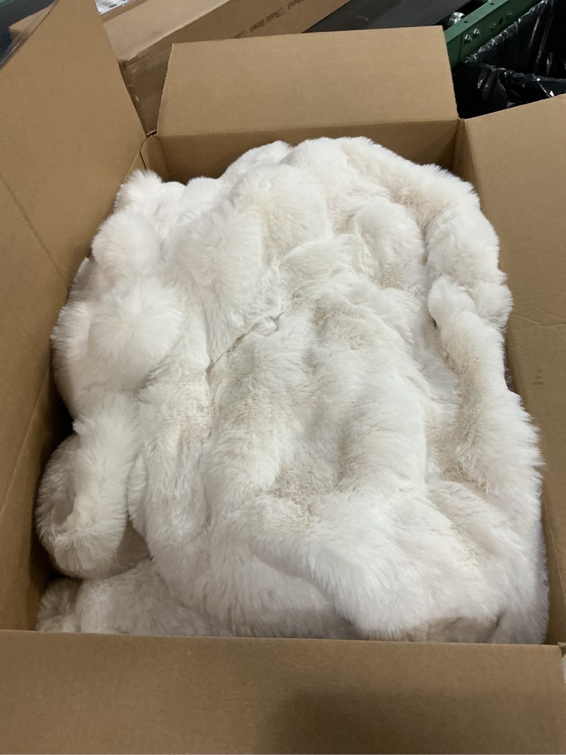 Condition photo showing Good Condition for BlanketSolution Fluffy Fuzzy Cozy Faux Fur Throw Blanket for Living Room Couch Cream Beige Bubble 60X80 Throw Blanket for Apartment Bed Gift Office Decorative Blanket Decor 860 GSM 60"W x 80"L Cream Beige