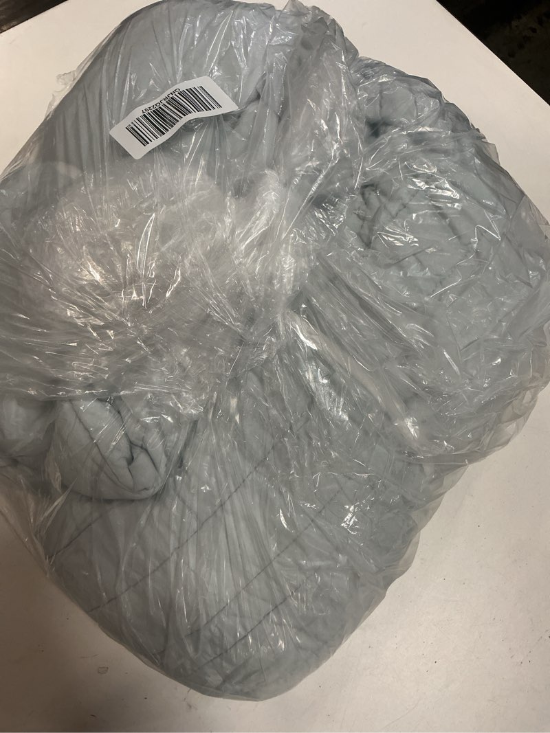 Condition photo showing Good Condition for organic cotton stripe stitch quilt, king/cal king, light blue