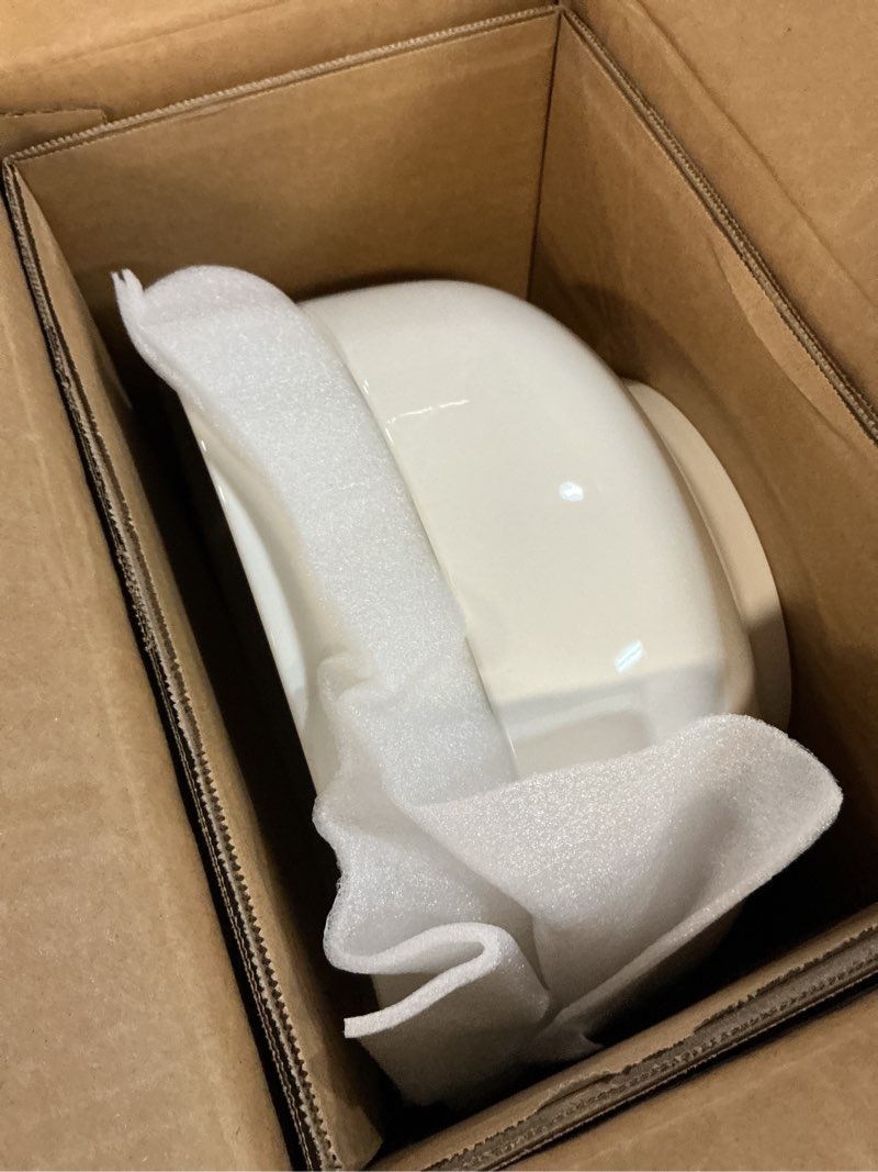 Condition photo showing New/Like New for malacasa serving bowls, 114 oz(10") extra large salad bowls set of 2, porcelain white serving bowls for salad, soup, pasta and dinner, large ceramic bowl set for entertaining, series regular ivory white 114 oz (set of 2)