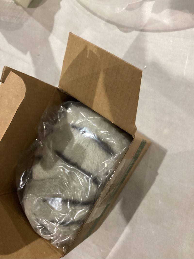 Condition photo showing Good Condition for Bearington Lil' Socks Cat Stuffed Animal - 8" Realistic Cat Plush Toy - Soft Gray Striped Plush Cats with Lifelike Details for Kids, Toddlers, and Kitten Lovers - Adorable Gift for Kids 8" Lil’ Socks