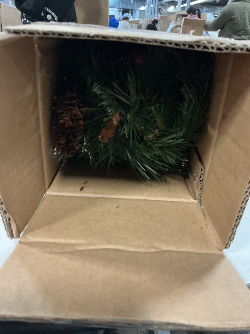 Condition photo showing Good Condition for National Tree Company 9 ft Pre-Lit Crestwood Spruce Artificial Christmas Garland, Christmas Decoration with Glitter, Pinecones, Red Berries, 50 Clear Lights, 180 Tips, Green Plug In Tree